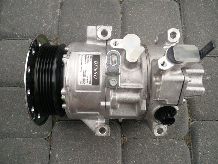 Toyota Avensis T25 Corolla Verso  2.0 D-4D  --- Brand New A/C HELLA / DENSO Air Conditioning Compressor