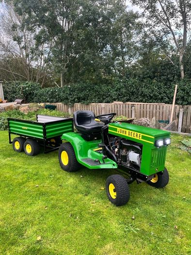 John Deere Tractor & Trailer