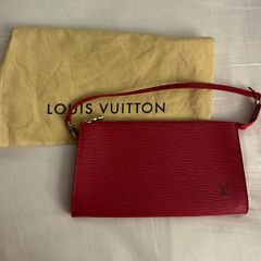louis vuitton pochette clutch