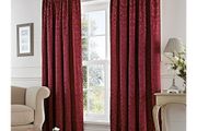 Set ofTwo Darkening Curtains in Red. Cotton. Perfect conditions.