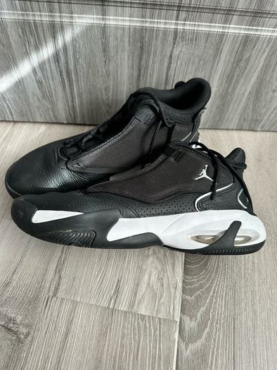 Jordan Max Trainers - UK 9.5