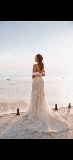 Essence of Australia Wedding Dress