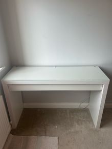 White Ikea vanity unit