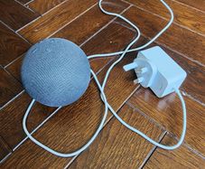 4 x echo dot speakers, perfect condition
