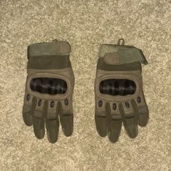 tactical gloves