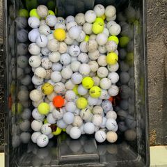 Approx 200 mixed budget balls