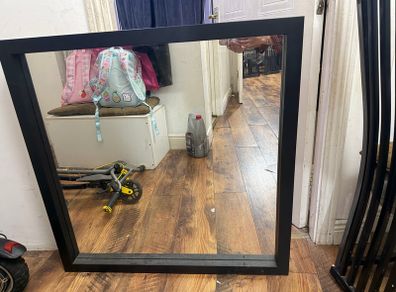 wall mirror