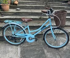 Girls bike
