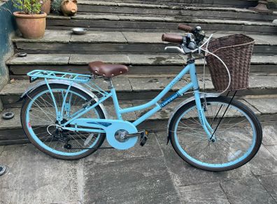 Girls bike