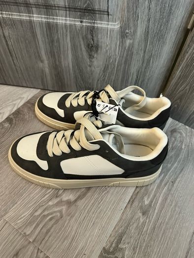 BNWT Zara Trainers - UK 8