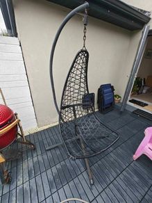 Egg chair