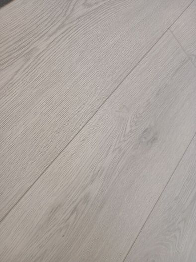 Supply and install  laminate flooring