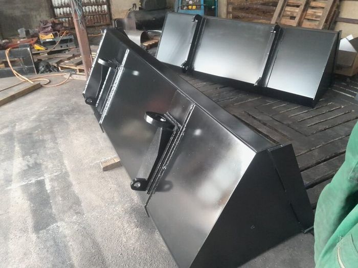 LF 7.6ft Telehandler Bucket / 6.6ft Frontloader