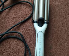 Collection of Babyliss and Remington hair stylers