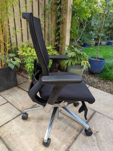 ergonomic office chair