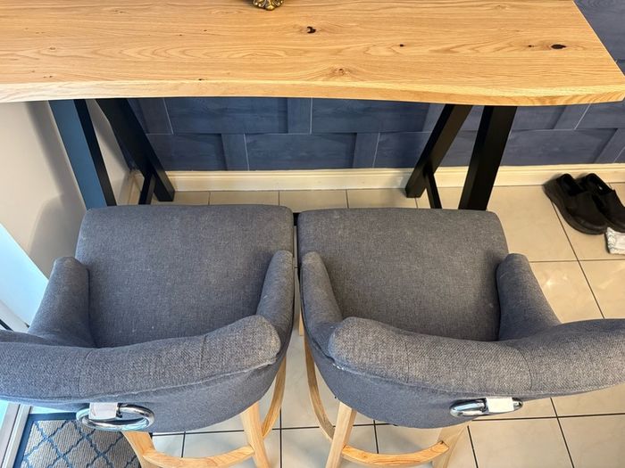 kitchen island table + 2 chairs