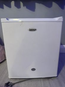 Mini fridge