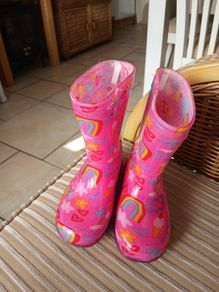 wellies