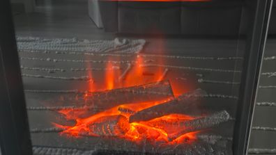 Electric fireplace