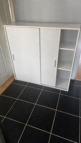 press unit with shelves