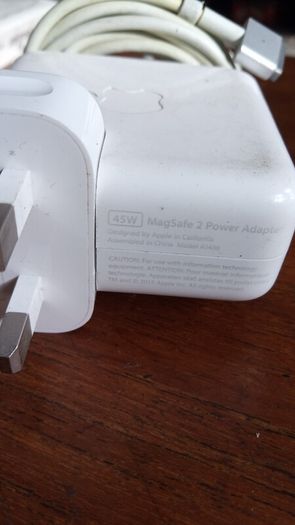 Apple MacBook charger