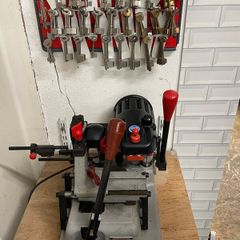 Key Cutting Machine