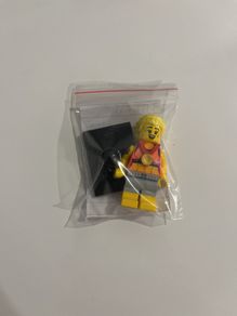 Lego Fitness Instructor Series 25 minifigure