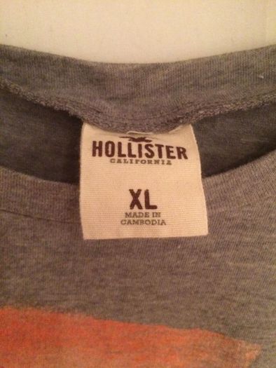 Hollister T-Shirt