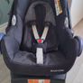 maxi cosi car seat and isofix. Newborn insert included Image 2