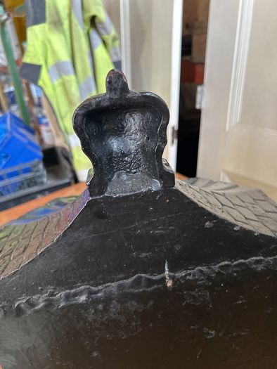 Cast iron letter box