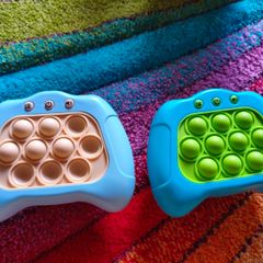 Quick pop push games