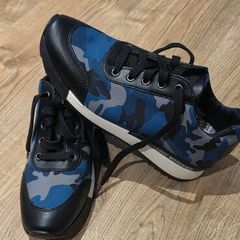 womans shoes