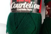 New vintage wool knitting/crafts/crochet