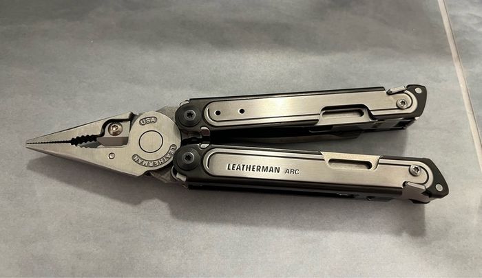 Leatherman Arc + Leatherman Bit Kit