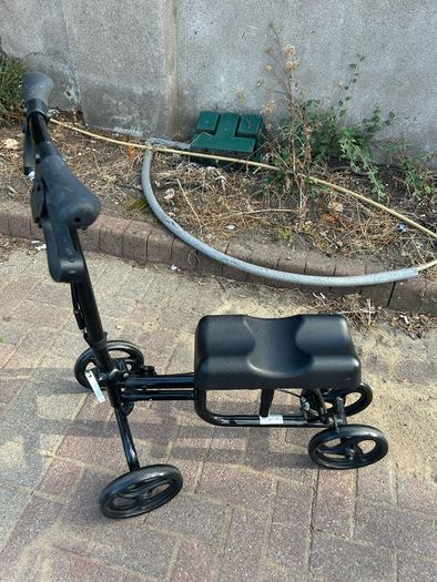 Knee Scooter