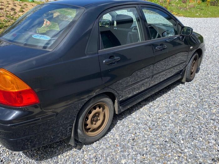 Suzuki Liana 2004