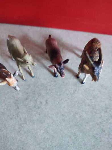 3 GOAT MINIATURE plus one deer Farm Animals Figurine