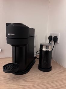 Nespresso Vertuo Next Coffee Machine with Aerocinno 3, Black