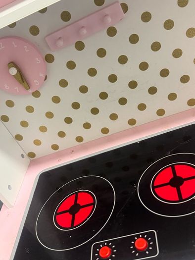 toy kitchen