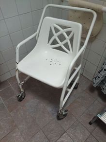 shower seat