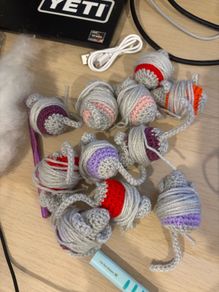 Crochet cat toy