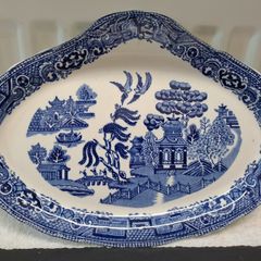 Oval old willow blue serving platter