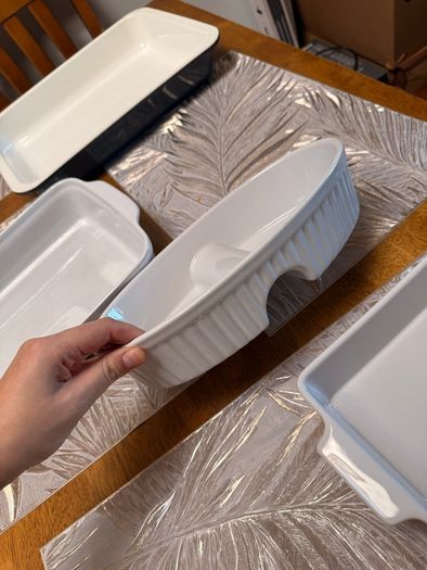 Ceramic baking trays