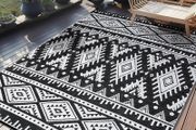 Waterproof Outdoor Rug, Anti-slip Reversible UV Resistant Garden Rugs, Easy Cleaning Carpet Patio Area Rugs for Camping, Deck, Beach, Picnic, Backyard (240 x 300 cm, Black &amp; White)