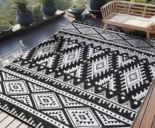 Waterproof Outdoor Rug, Anti-slip Reversible UV Resistant Garden Rugs, Easy Cleaning Carpet Patio Area Rugs for Camping, Deck, Beach, Picnic, Backyard (240 x 300 cm, Black & White)