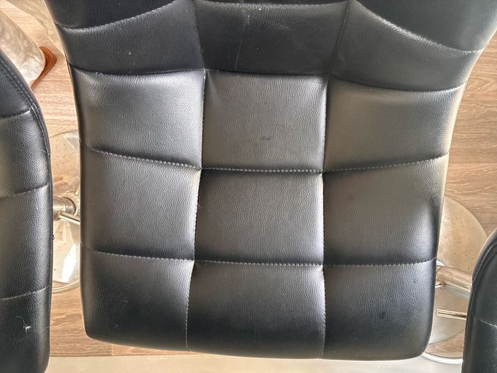 3x Black Faux Leather Quilted Bar Stools