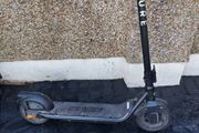 Pure electric scooter