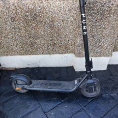 Pure electric scooter