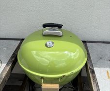 Weber Master Touch 57cm Includes Cover & Extras