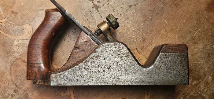 Infill smoothing plane, Mathieson iron